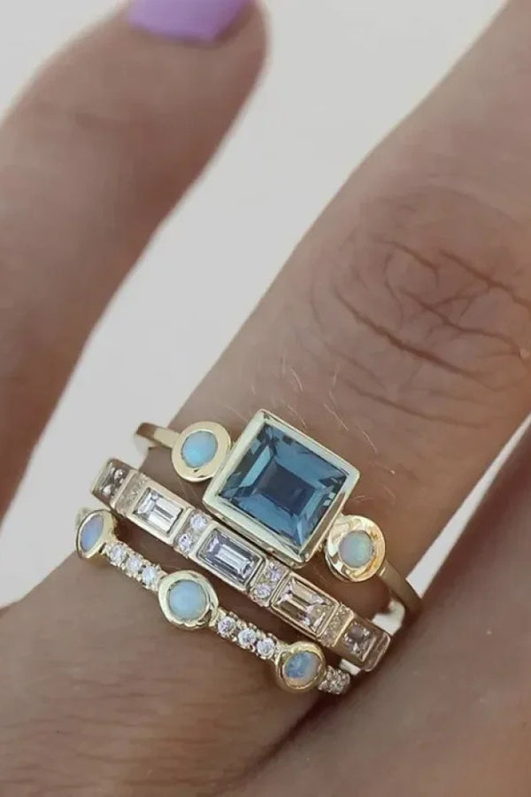 Retro Blauer Crystal Ring