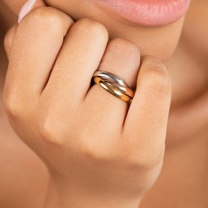 Tri-Color Loop Ring